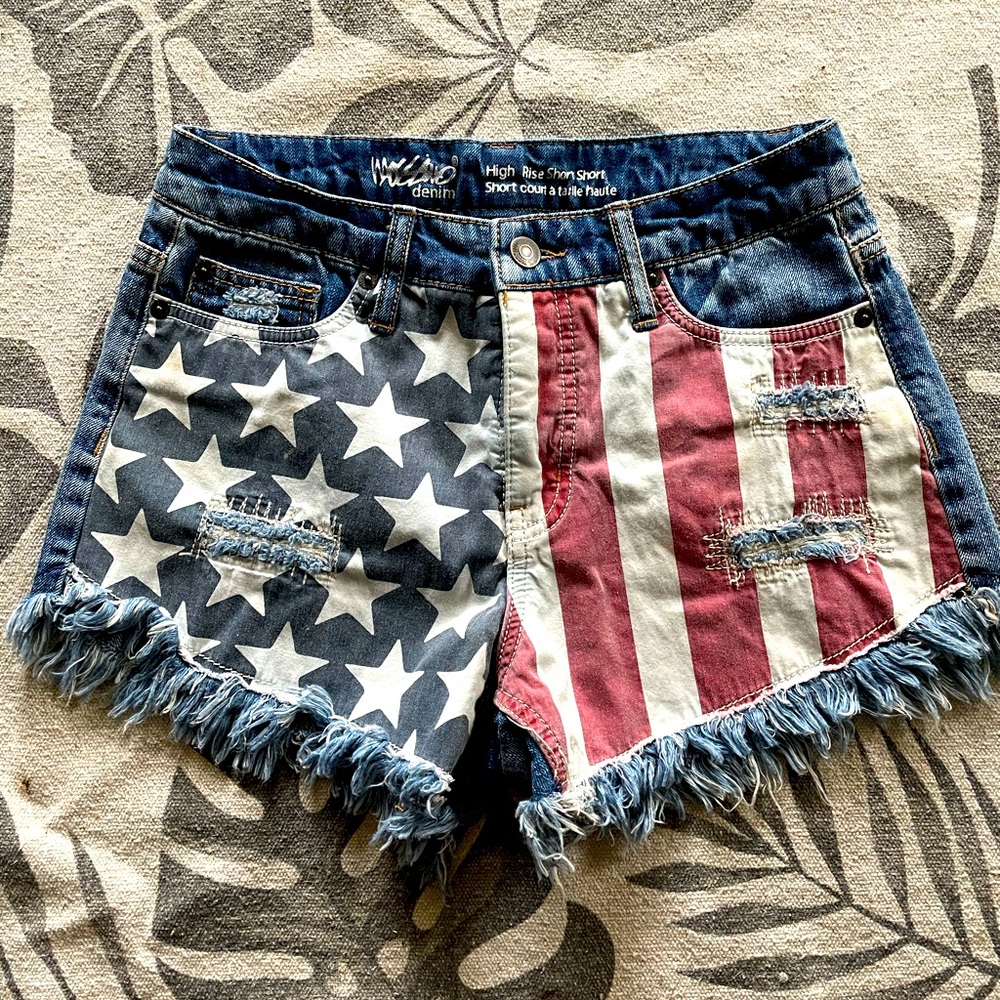 Americana Shorts